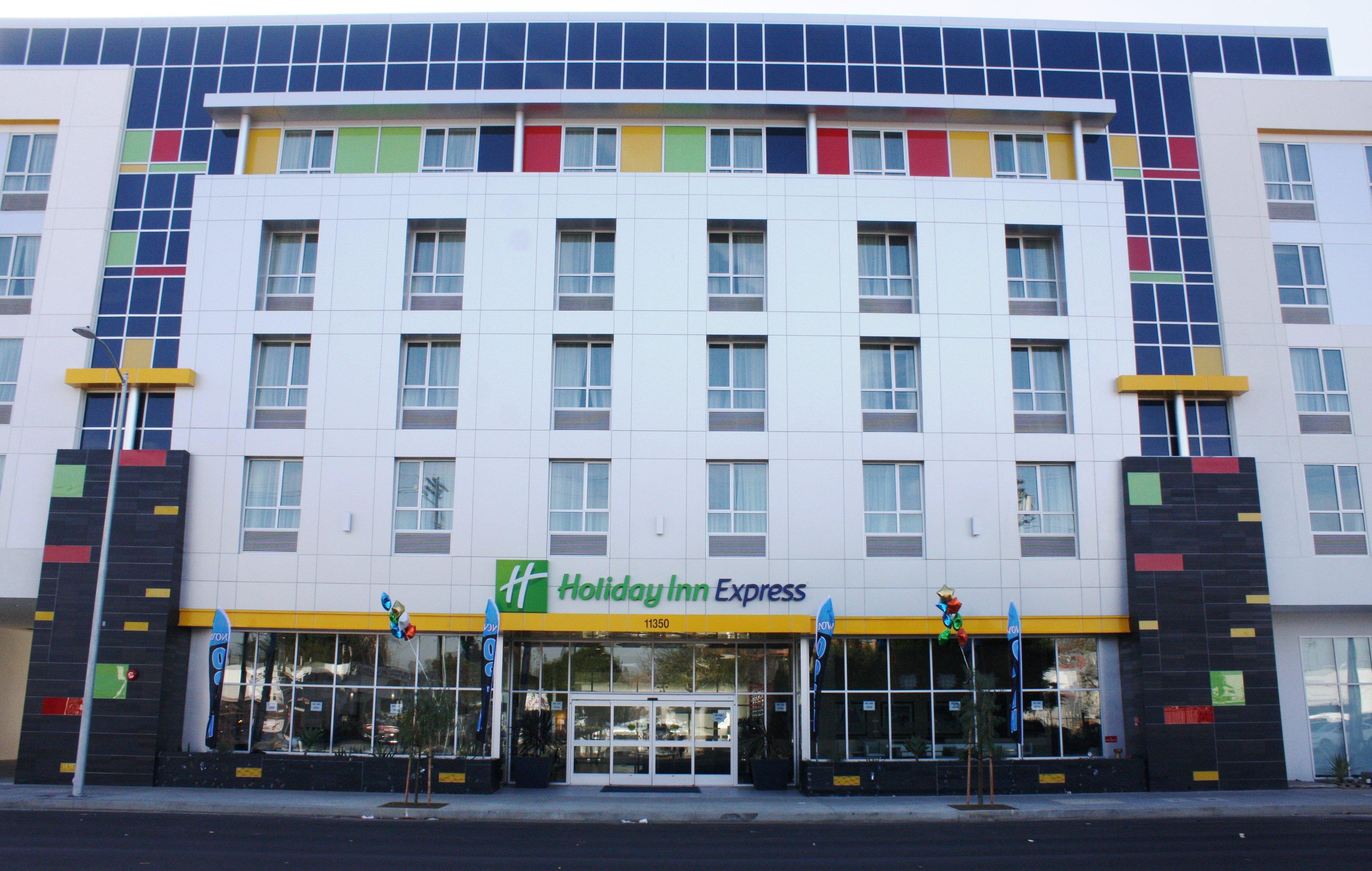 Holiday Inn Express North Hollywood - Burbank Area By Ihg Los Angeles Exterior foto