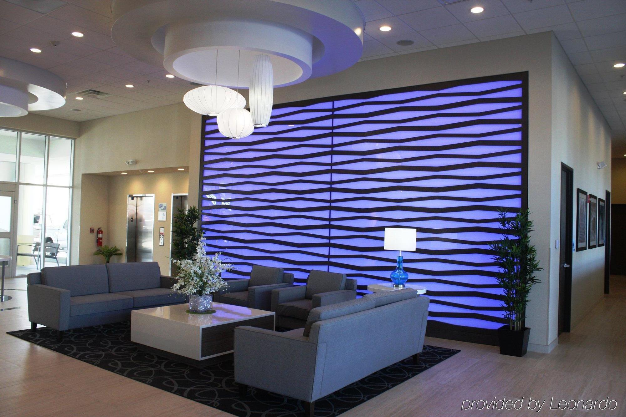 Holiday Inn Express North Hollywood - Burbank Area By Ihg Los Angeles Exterior foto