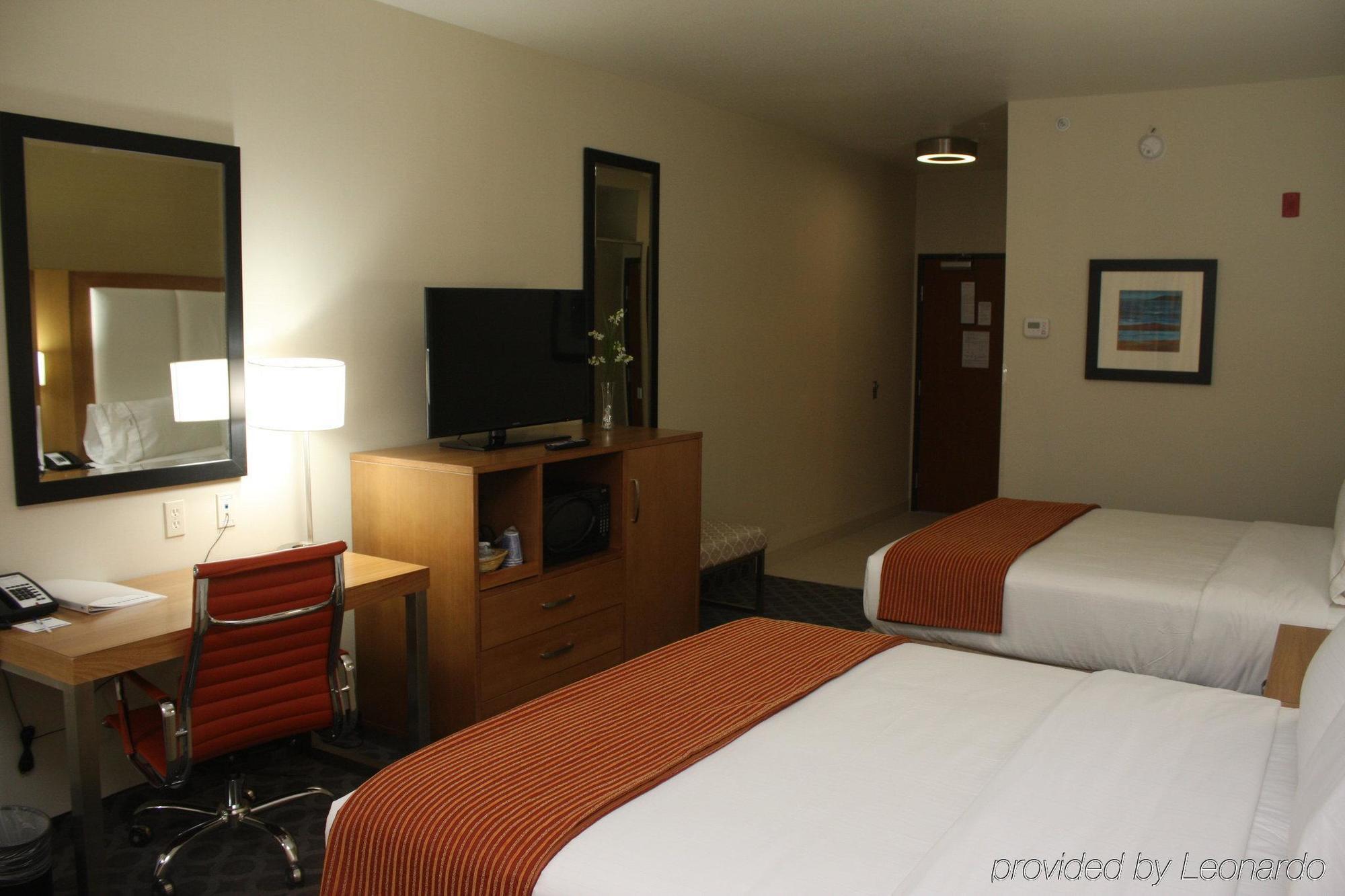 Holiday Inn Express North Hollywood - Burbank Area By Ihg Los Angeles Exterior foto